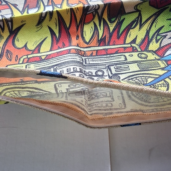 Pillowcase With Music Theme Boombox - Picture 8 of 11